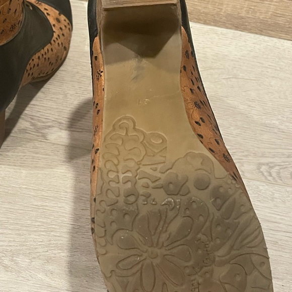 Brako booties. - Picture 5 of 8